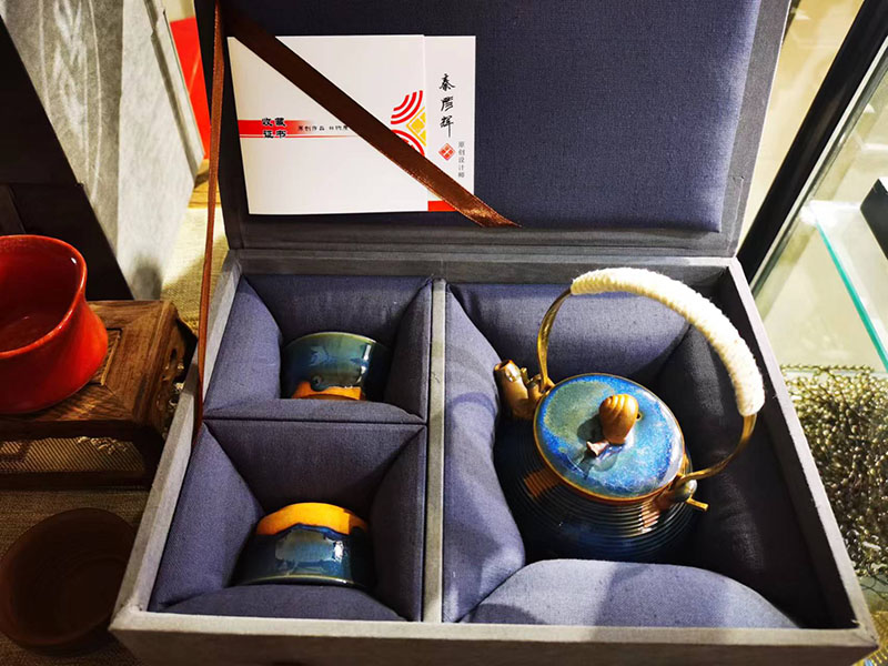 成套茶具